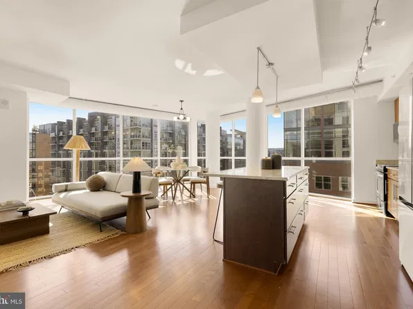 1025 1st St SE APT 1113, Washington, DC 20003