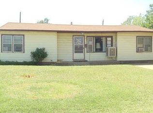 1001 NW 3rd St, Andrews, TX 79714