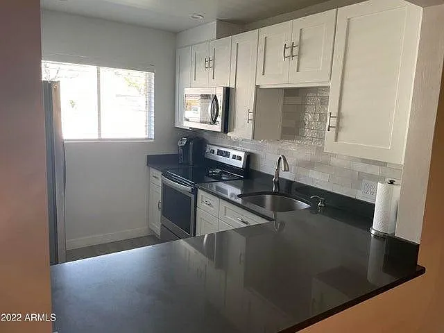 4701 N 68th St #121 — Photo 9