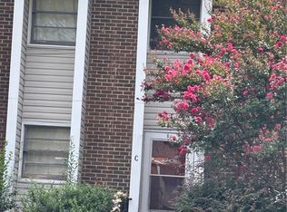 567 Winding Creek Rd APT C, Fayetteville, NC 28305