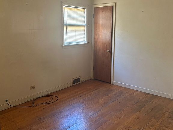 5th image of 14522 S Union Ave