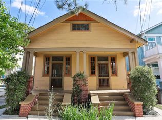 7825 Sycamore St, New Orleans, LA 70118