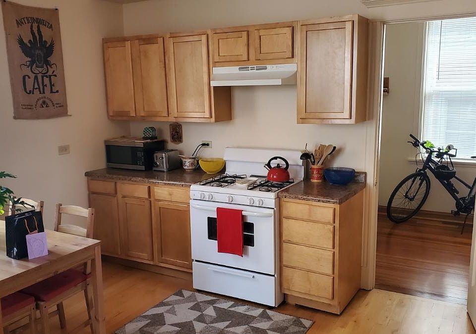 1st image of 3149 N Lawndale Ave #1