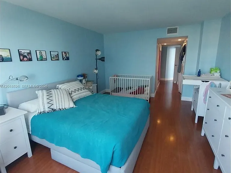 2333 Brickell Ave #602 — Photo 7
