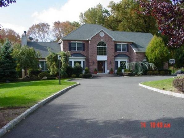 2 Mason Hill Rd