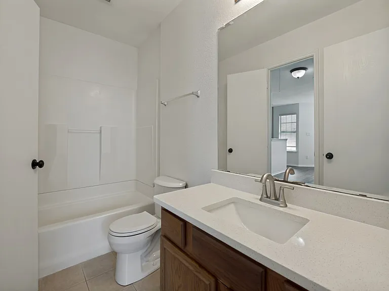 7048 Eagle Vail Dr — Photo 8