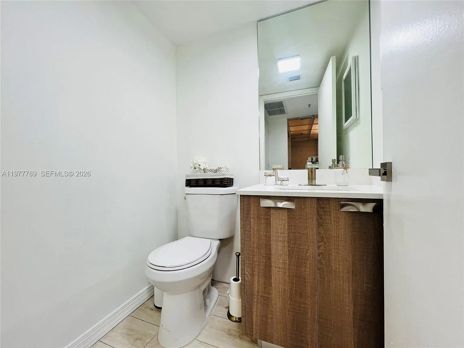1 bed, 770 sqft, $2,600 — Photo 4