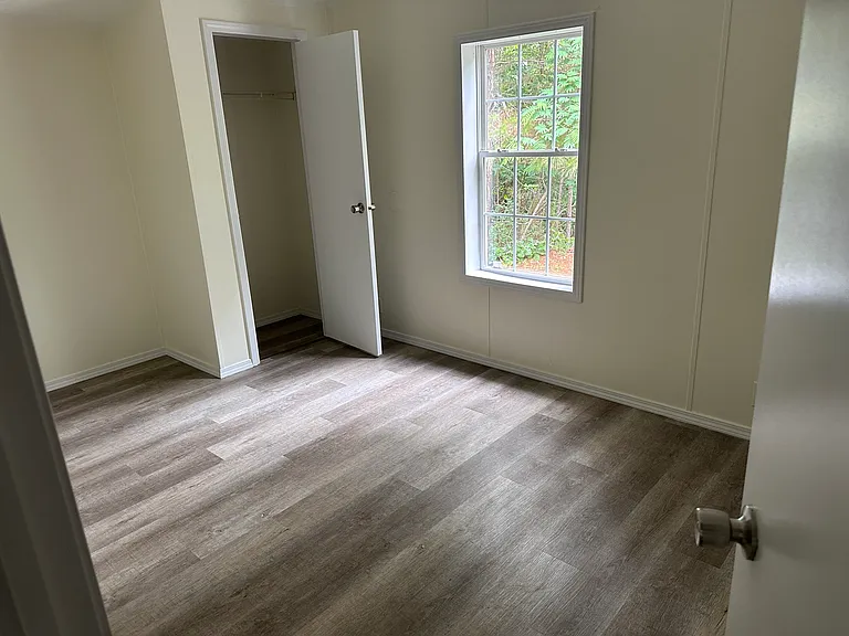 140 Baywood Trl — Photo 14