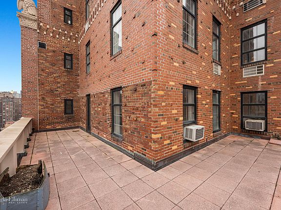 2nd image of 470 W 24th St APT 17B