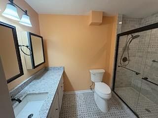 5th image of 111 Ione Dr Unit A