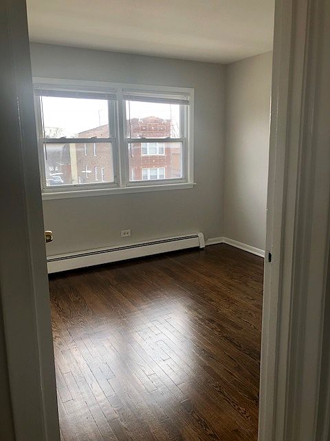 1st image of 4438 Prescott Ave APT 4C