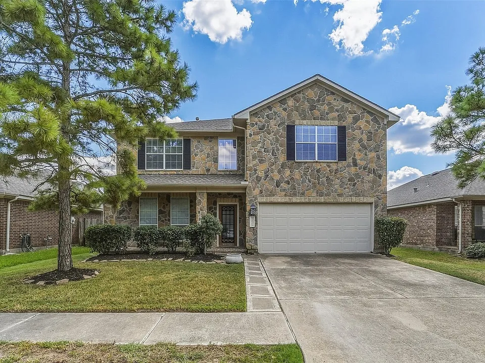 24523 Tribeca Ln