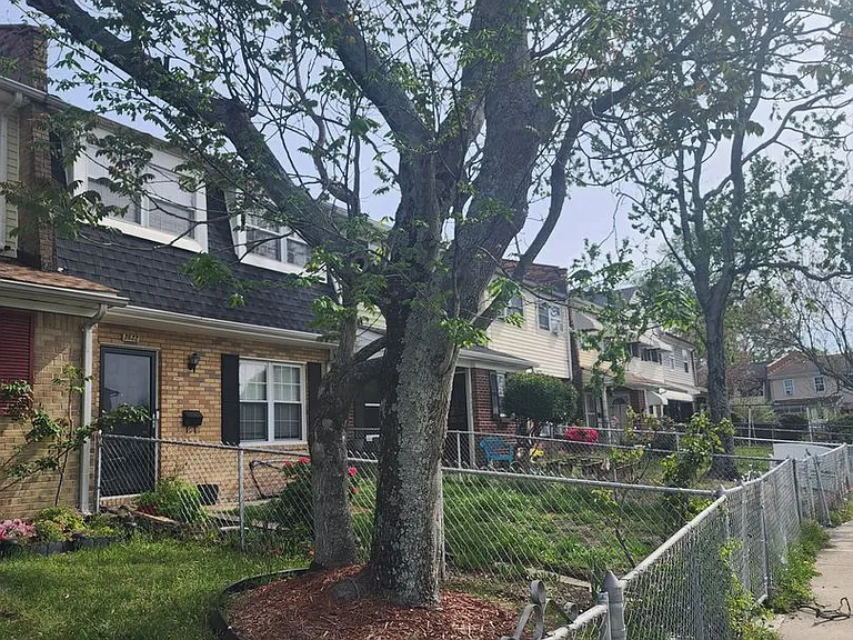 2620 Sunrise Ave — Photo 2