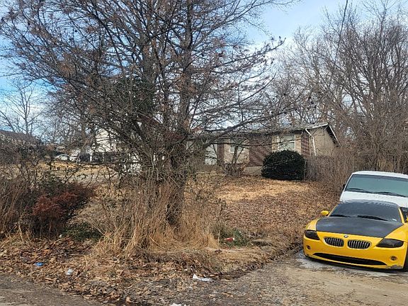 2nd image of 7595 Blanding Dr