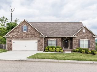 6220 Lantern Ridge Ln, Knoxville, TN 37921