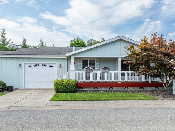 421 Jacob Hale Way, Roseburg, OR 97471