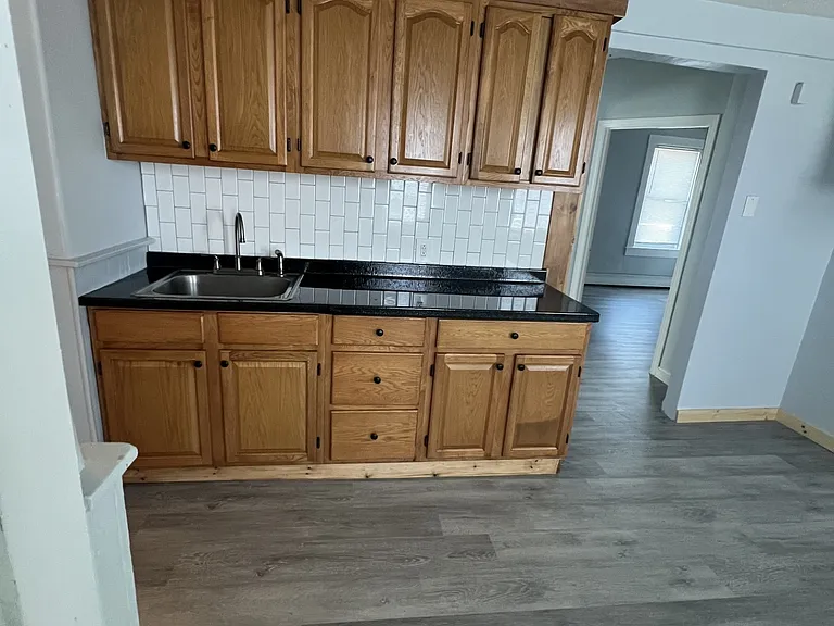 159 Elm St #3 — Photo 6