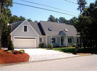 2 Follins Pond Rd, Yarmouth Port, MA 02675