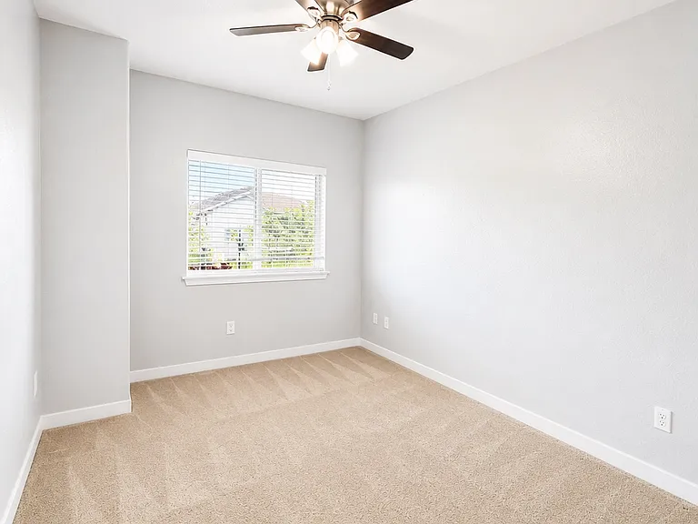 469 Manawai St #403 — Photo 7