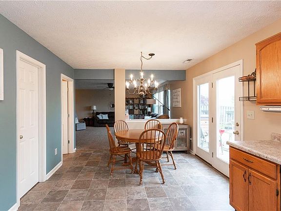 5th image of 7038 Fields Dr