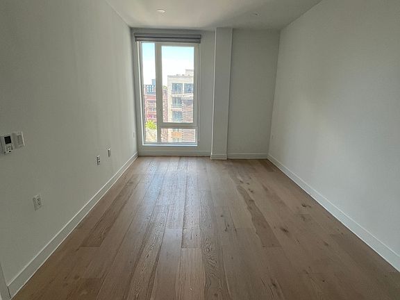 3rd image of 148-33 90th Ave #806