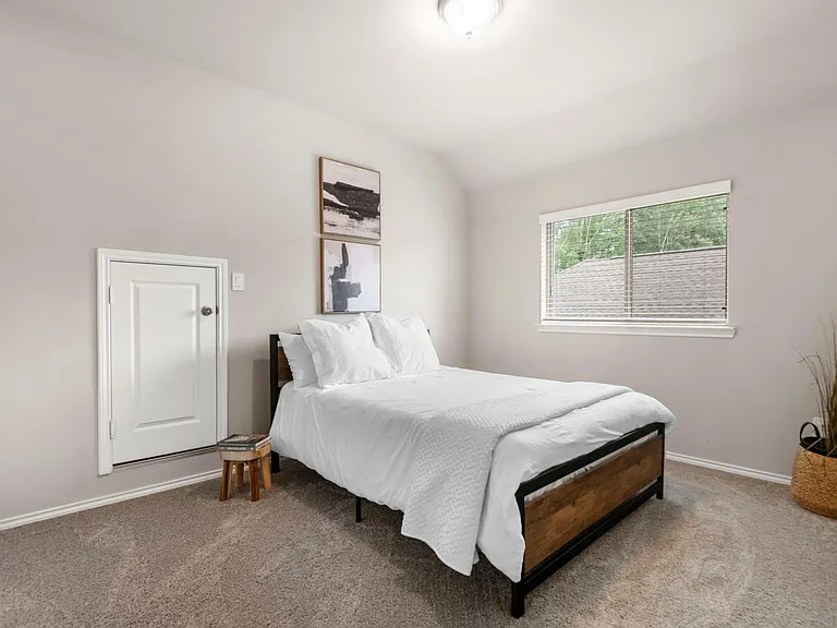 21631 Cascades Pass Ct — Photo 32