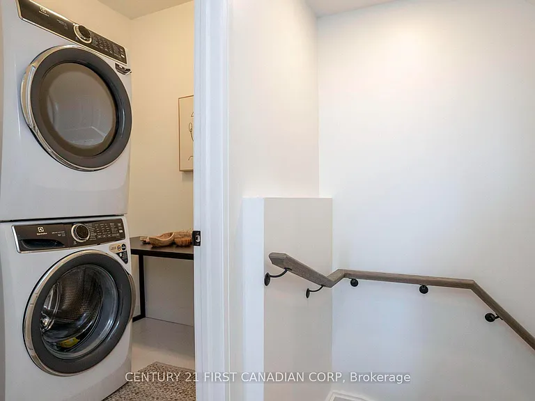 3900 Savoy St #83 — Photo 4