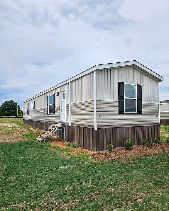 1st image of 3000 Lee Road 10 #316