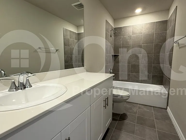 2509 Sinopa St — Photo 16