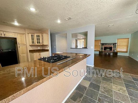 3rd image of 1394 Mirada Dr
