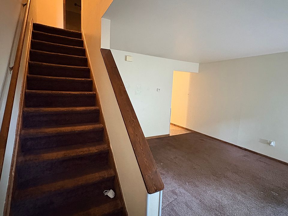 1st image of 420 Billingsport Rd #F