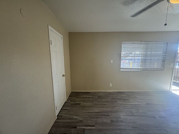 3rd image of 4360 Twin View Cir APT 1