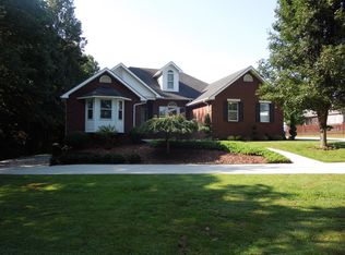 150 W Cemetery Rd, Cookeville, TN 38506