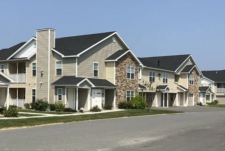 The Ridge Apartments — Photo 2