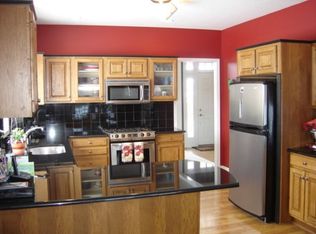 1279 Scott Ridge Dr, Adrian, MI 49221