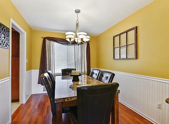 3rd image of 1733 Schnell Dr