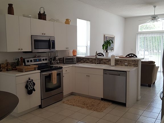 2nd image of 5230 NW 49th St