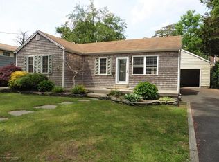 312 Seminole Ln, Brick, NJ 08724