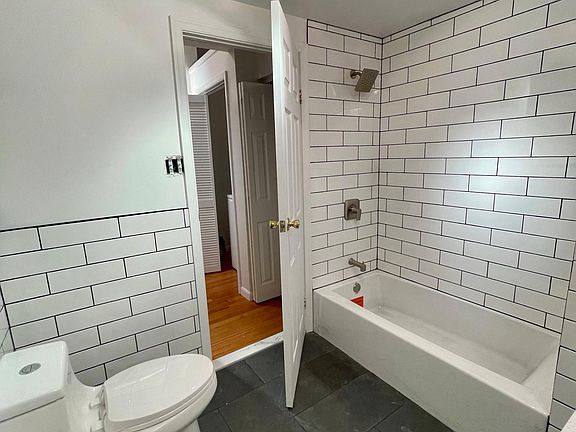 5th image of 530 S 24th St #1