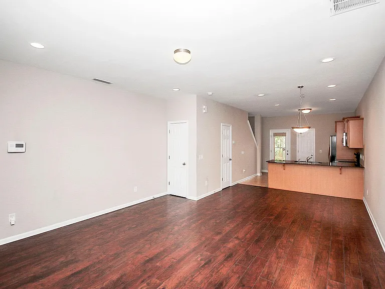 12433 McGrath Dr — Photo 3