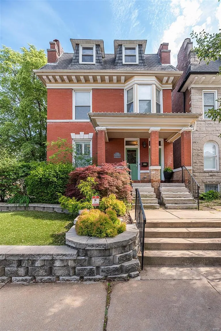 3300 Halliday Ave photo 1