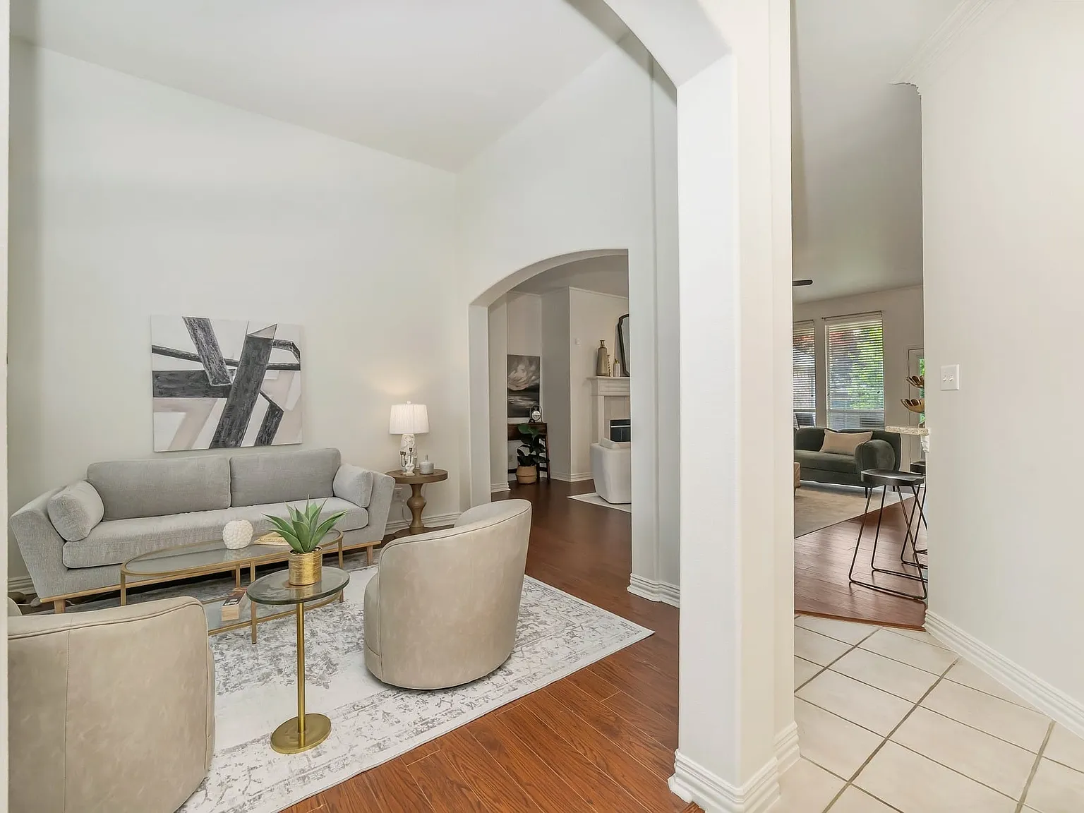 4 bed, 3.0 bath, 2396 sqft, $2,750 — Photo 4