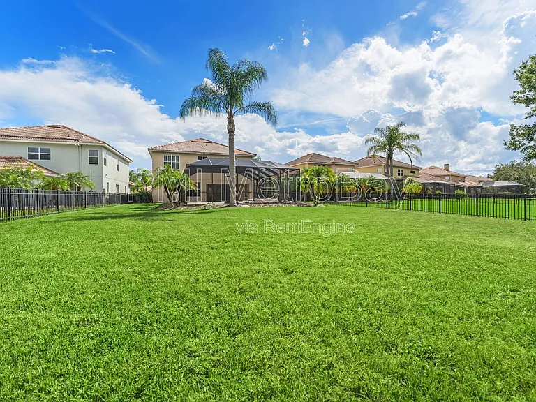 10886 Cory Lake Dr — Photo 51