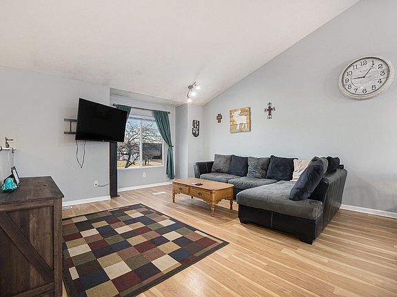 5th image of 10342 Lynwood Ln