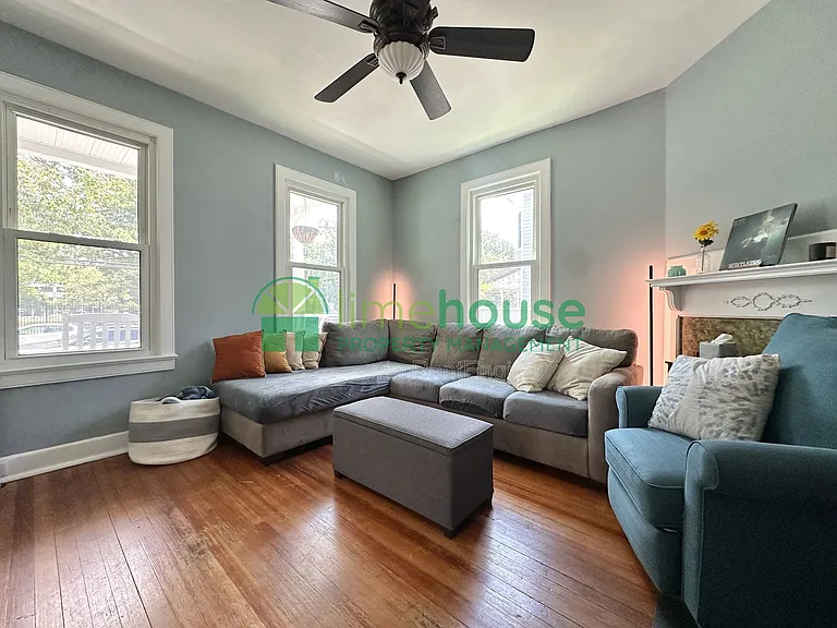 106 Parkview Ave — Photo 4