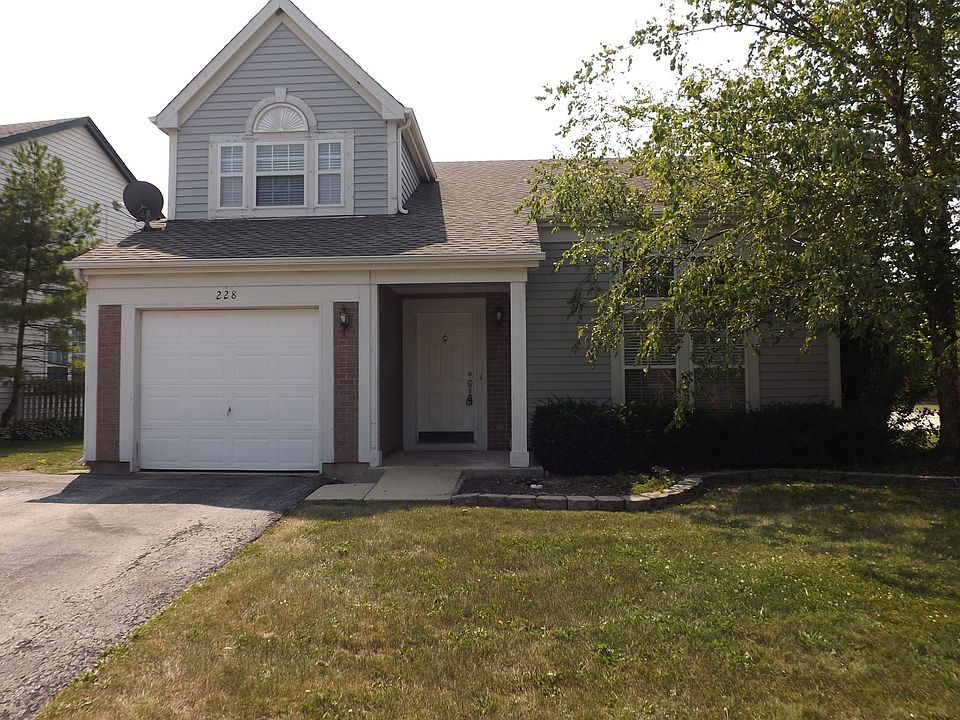 1st image of 228 Pinehurst Dr