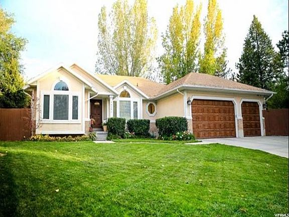 4th image of 1426 E Farm Meadow Ln