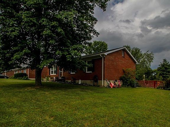 3rd image of 306 Windham Hill Ct