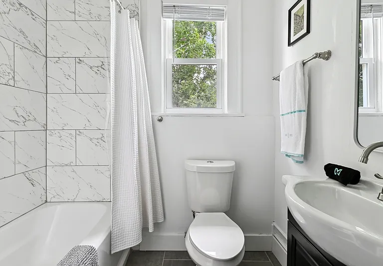 1351 Oxford Rd NE #3 — Photo 18