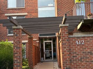 412 Kelburn Rd APT 316, Deerfield, IL 60015